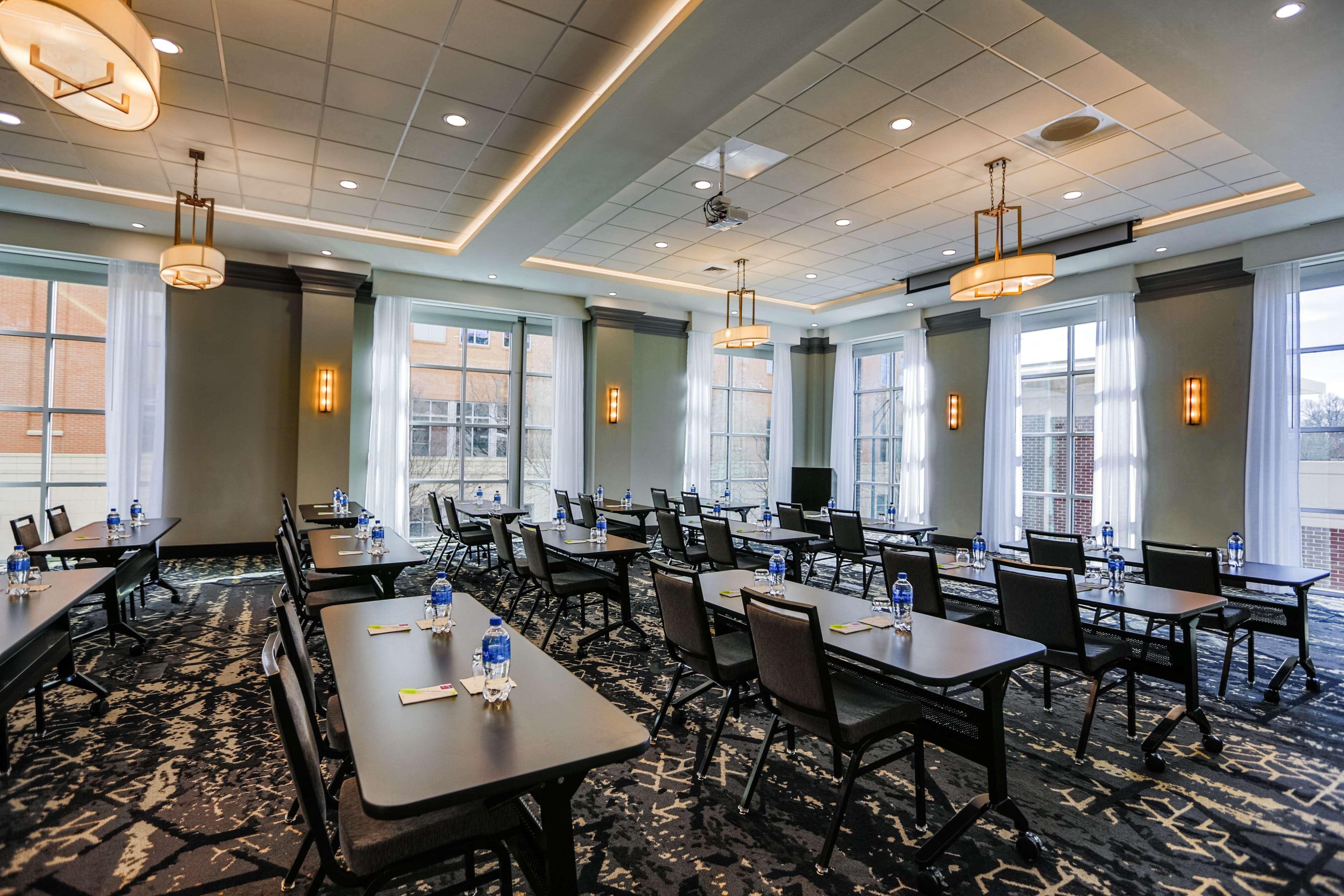Hyatt Place Greenville Downtown Exterior photo